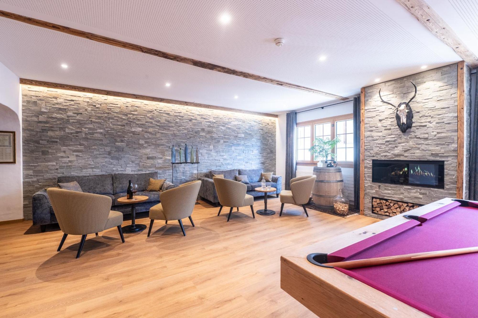 Hotel La Cruna Sedrun Extérieur photo