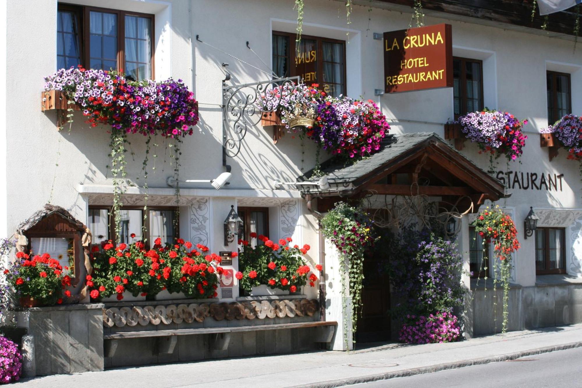 Hotel La Cruna Sedrun Extérieur photo